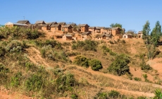 Village-malgache-typique-Hauts-Plateaux